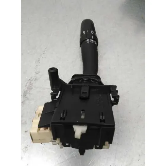 Mando Luces para Toyota Avensis Berlina (T25)
