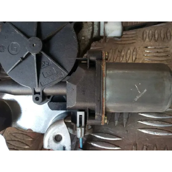 Elevalunas Delantero Izquierdo para Nissan Almera (N16/E)