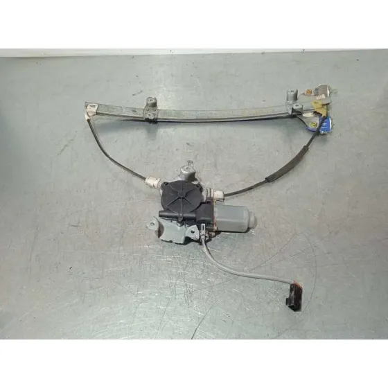 Elevalunas Delantero Izquierdo para Nissan Almera (N16/E)
