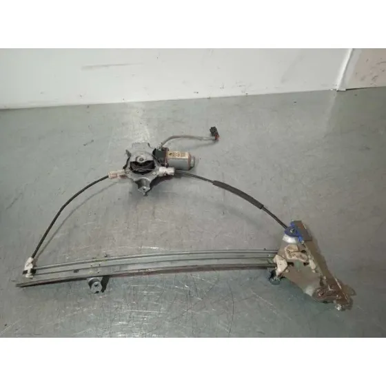 Elevalunas Delantero Izquierdo para Nissan Almera (N16/E)