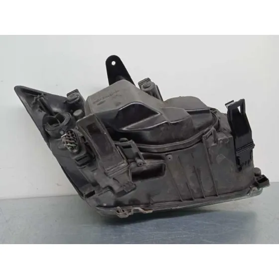 Faro Izquierdo para Ford Focus Berlina (Cap)
