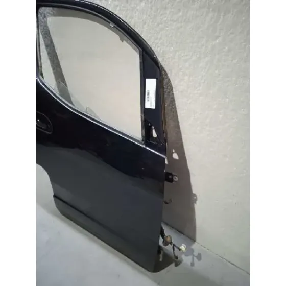 Puerta Delantera Derecha para Nissan Nv 200 (M20)
