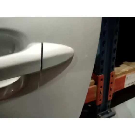 Puerta Trasera Izquierda para Lexus Is200 (Ds2/Is2)