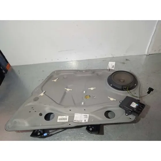 Elevalunas Delantero Derecho para Mercedes-Benz Clase B (W245)