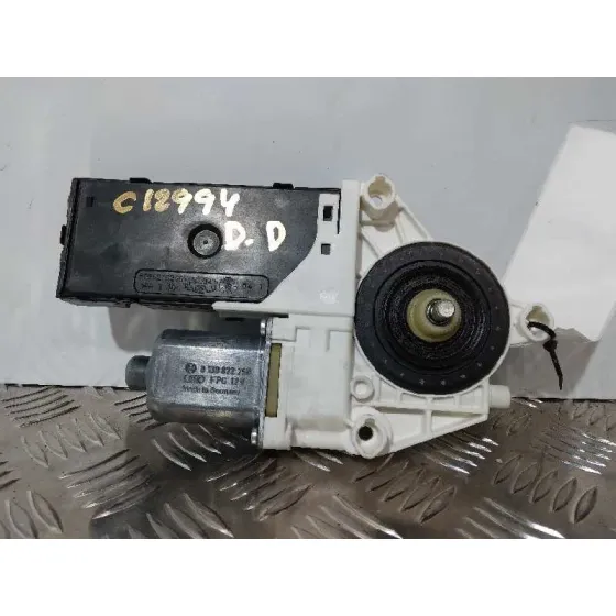 Motor Elevalunas Delantero Derecho para Renault Laguna Coupe