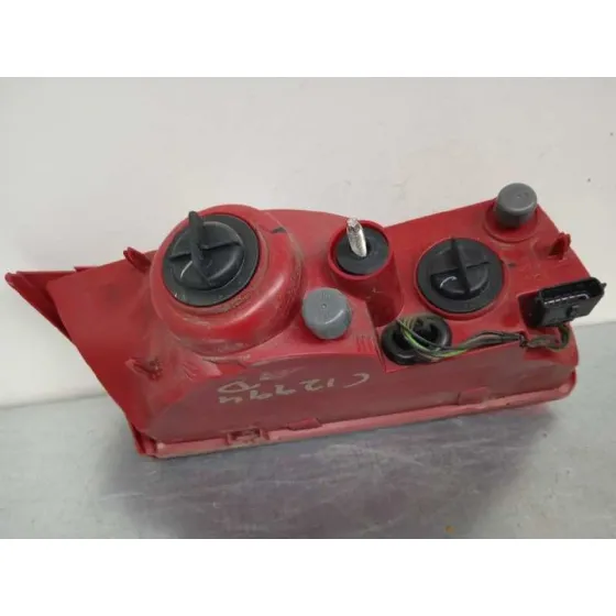 Piloto Trasero Derecho Interior para Renault Laguna Coupe