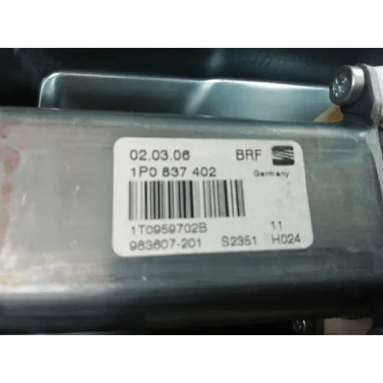 Elevalunas Delantero Derecho para Seat Leon (1P1)