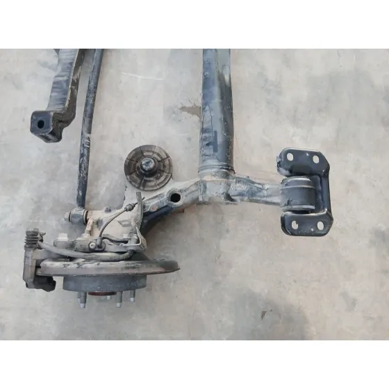 Puente Trasero para Opel Astra J Lim.