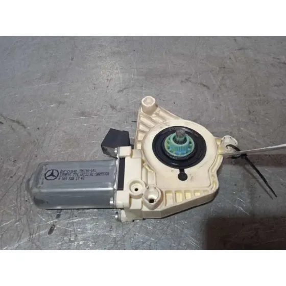 Motor Elevalunas Delantero Izquierdo para Mercedes-Benz Clase B (W245)