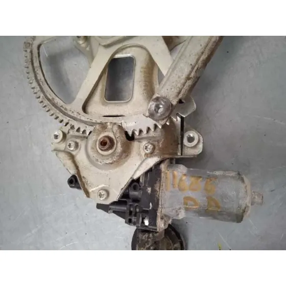 Elevalunas Delantero Derecho para Toyota Urban Cruiser
