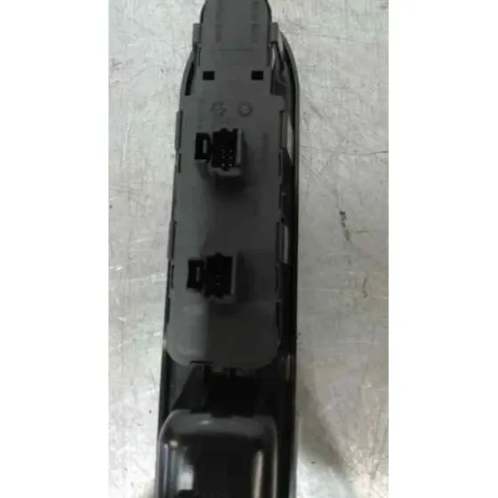 Mando Elevalunas Delantero Izquierdo para Peugeot 307 (S1)