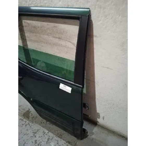 Puerta Trasera Derecha para Nissan Terrano/Terrano.ii (R20)