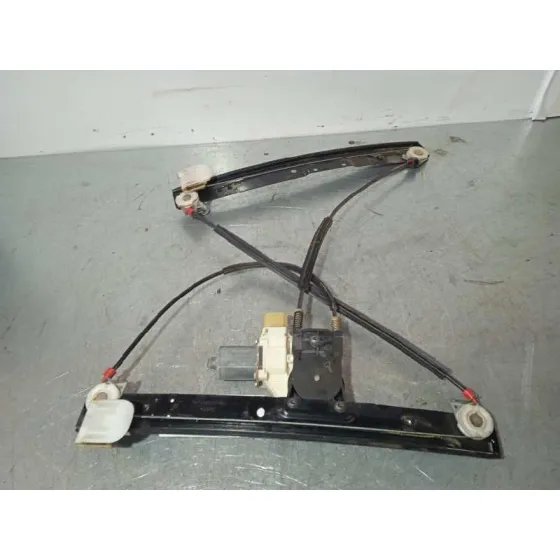Elevalunas Delantero Derecho para Ford Mondeo Ber. (Ca2)