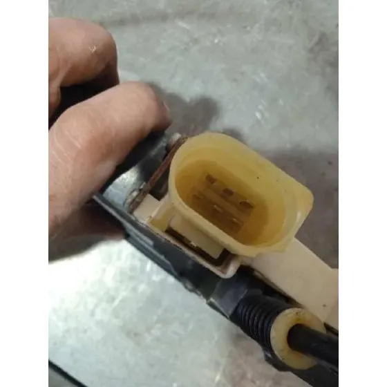 Elevalunas Delantero Derecho para Ford Mondeo Ber. (Ca2)
