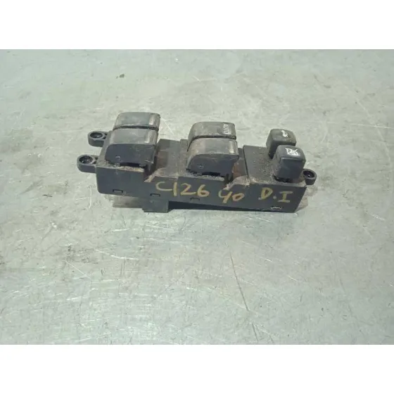 Mando Elevalunas Delantero Izquierdo para Nissan Primera Berlina (P12)