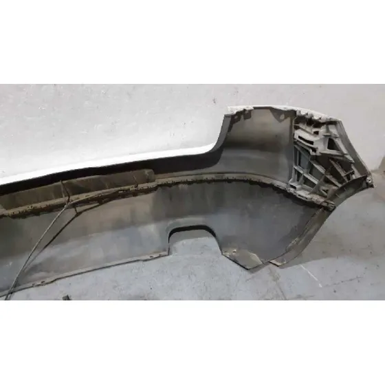 Paragolpes Trasero para Volkswagen Golf V Berlina (1K1)