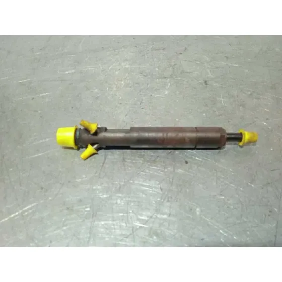 Inyector para Ford Focus Berlina (Cak)