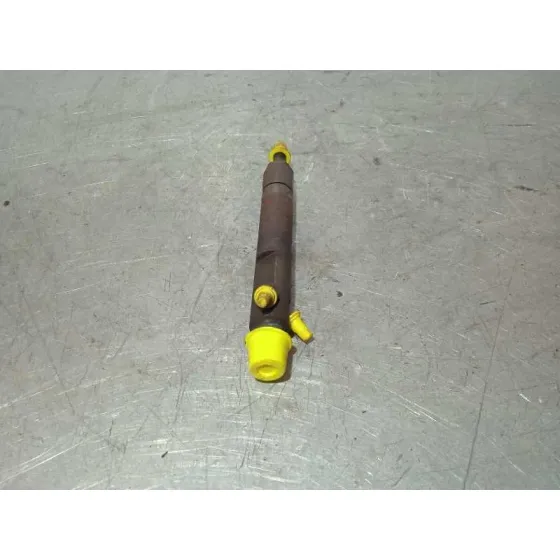 Inyector para Ford Focus Berlina (Cak)