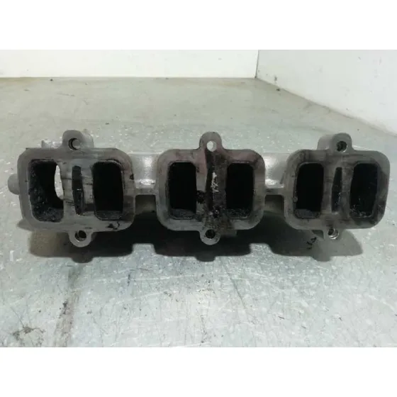 Colector Admision para Audi A6 Berlina (4B2)