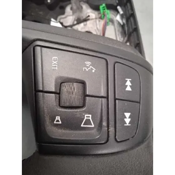 Volante para Volvo V40