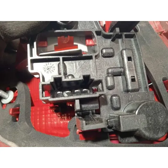 Piloto Trasero Derecho Interior para Seat Ibiza St (6J8)