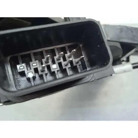 Cerradura Puerta Delantera Derecha para Ford Focus Lim. (Cb4)
