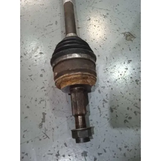Transmision Delantera Derecha para Nissan Nv 400