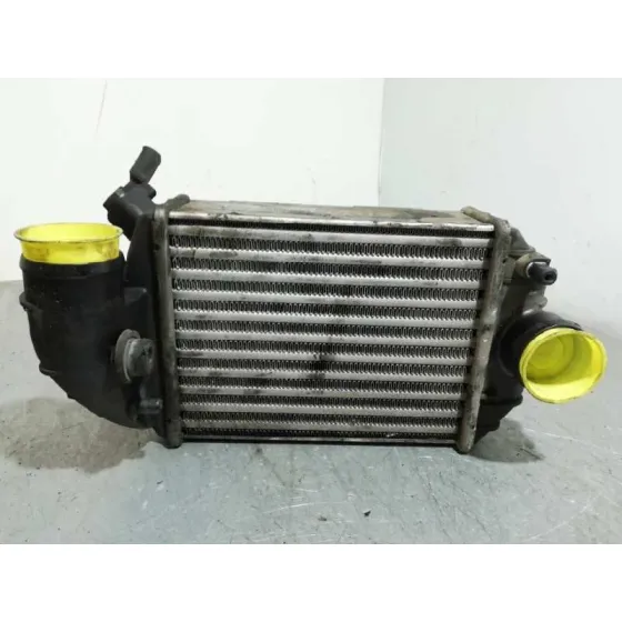 Intercooler para Volkswagen Passat Berlina (3B3)