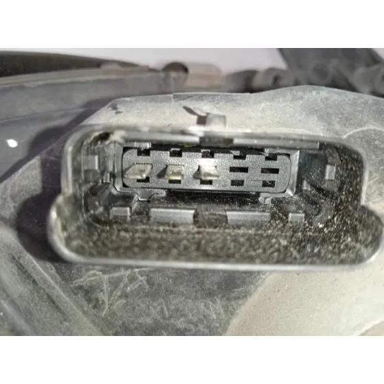Faro Izquierdo para Nissan Primera Berlina (P12)