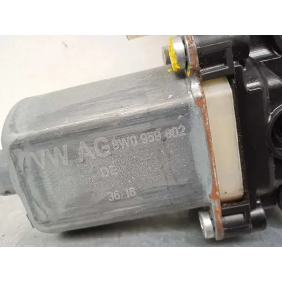 Motor Elevalunas Delantero Derecho para Audi A4 Berlina (8W2)