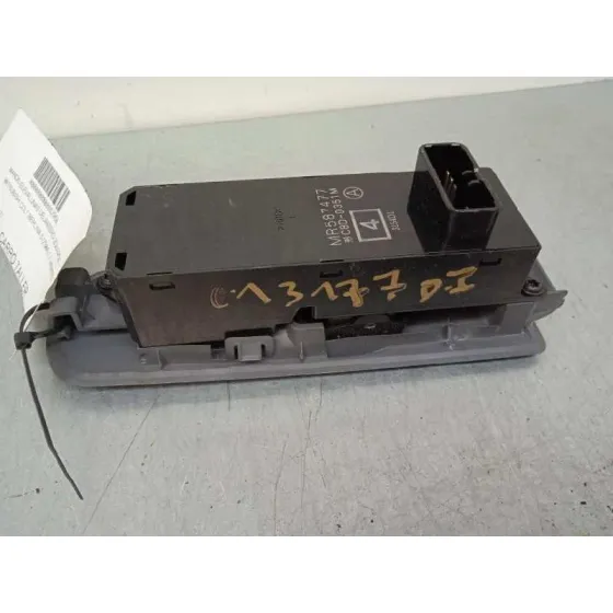 Mando Elevalunas Delantero Izquierdo para Mitsubishi Colt Berlina 5 (Z30A)