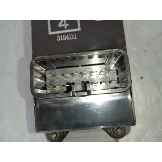 Mando Elevalunas Delantero Izquierdo para Mitsubishi Colt Berlina 5 (Z30A)