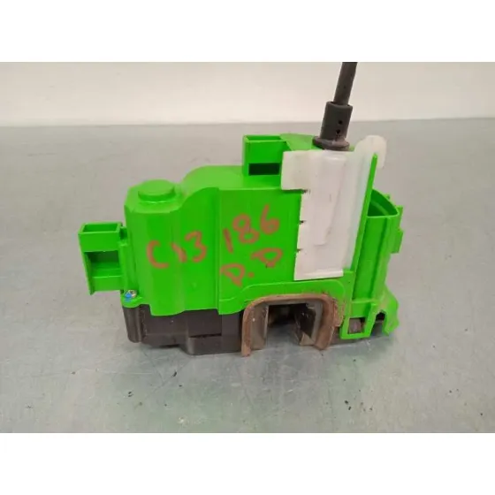 Cerradura Puerta Delantera Derecha para Alfa Romeo Mito (145)