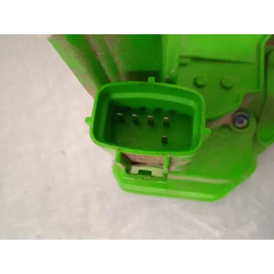 Cerradura Puerta Delantera Derecha para Alfa Romeo Mito (145)