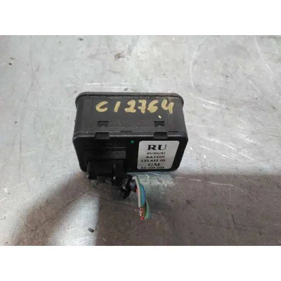 Mando Elevalunas Delantero Izquierdo para Opel Corsa C