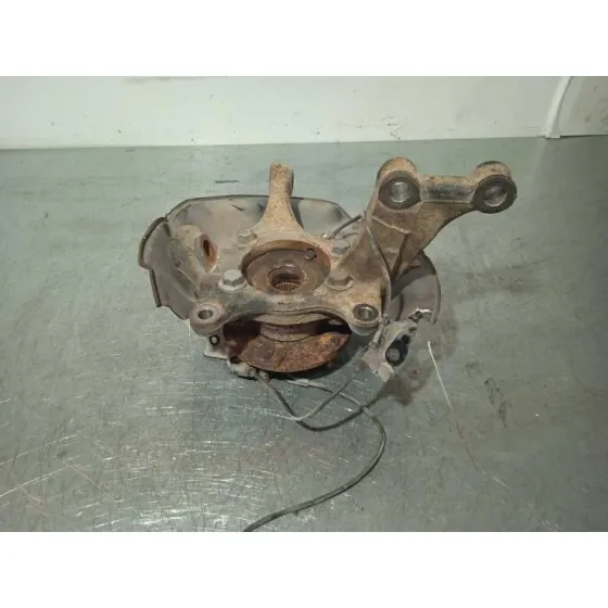 Mangueta Delantera Izquierda para Toyota Rav 4 (A3)