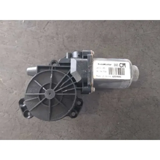 Motor Elevalunas Delantero Derecho para Hyundai Santa Fe (Bm)