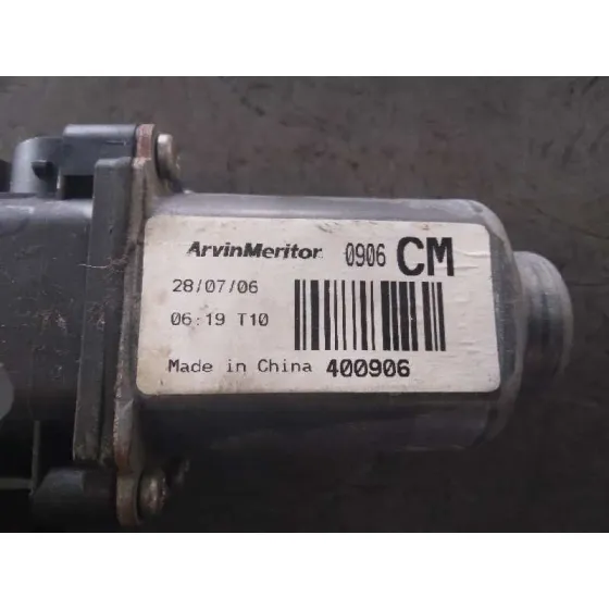 Motor Elevalunas Delantero Derecho para Hyundai Santa Fe (Bm)