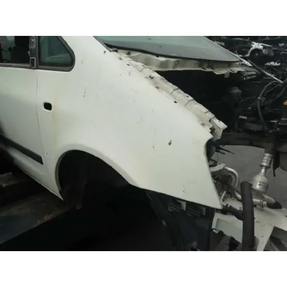 Aleta Delantera Derecha para Ford Galaxy (Vy)