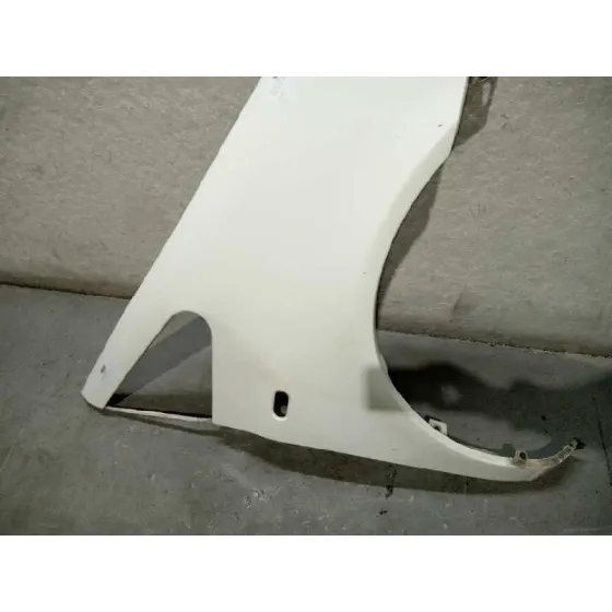 Aleta Delantera Derecha para Ford Galaxy (Vy)