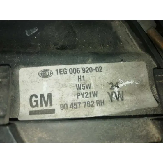 Faro Derecho para Opel Omega B