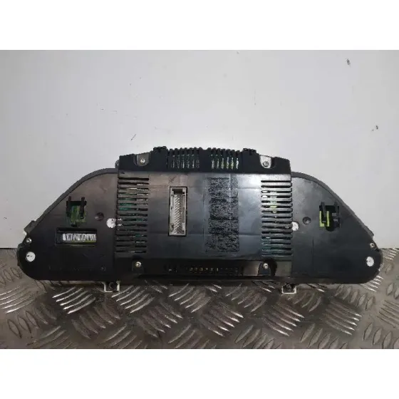 Cuadro Instrumentos para Audi A6 Berlina (4F2)