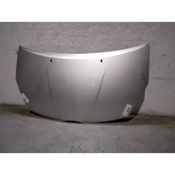 Capot para Toyota Corolla Verso (R1)