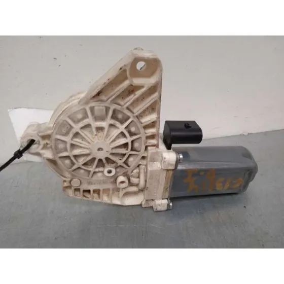 Motor Elevalunas Delantero Izquierdo para Mercedes-Benz Clase A (W169)