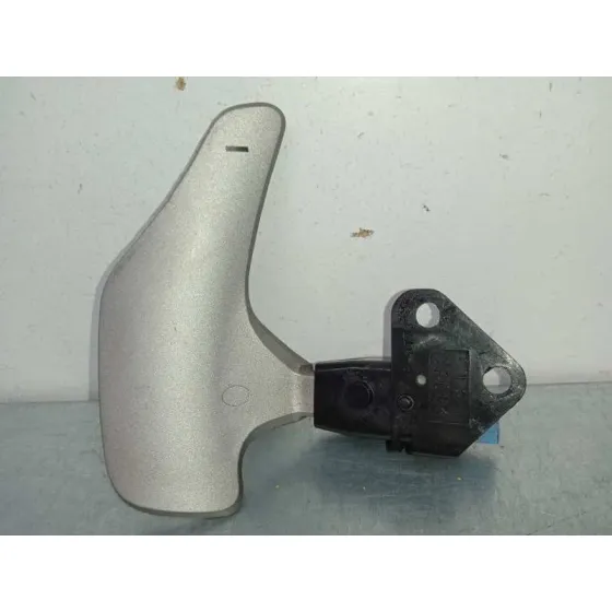 Mando Volante para Toyota Auris