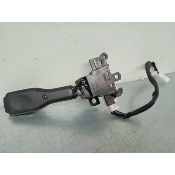 Mando Volante para Toyota Auris