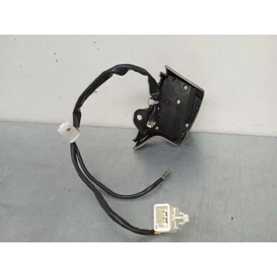 Mando Volante para Toyota Auris