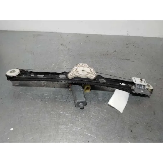 Elevalunas Trasero Derecho para Mercedes-Benz Clase C (W203) Berlina