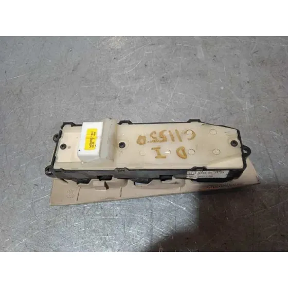 Mando Elevalunas Delantero Izquierdo para Toyota Avensis Berlina (T25)