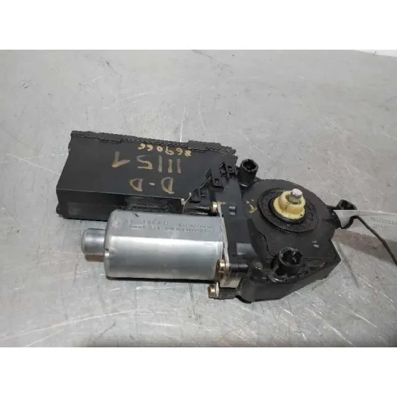 Motor Elevalunas Delantero Derecho para Volkswagen Touareg (7La)